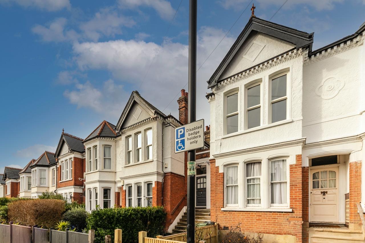 South London finished renovation by J&H Spaces